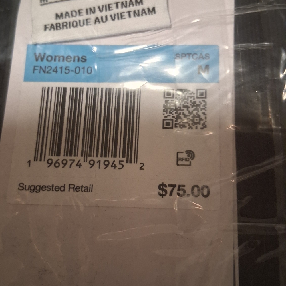 Nike Women's Black Hoodie with Zip - Picture 6 of 6